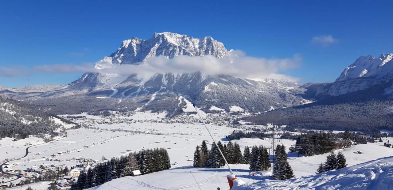Chalet Panorama Tirol Hofen Exterior photo